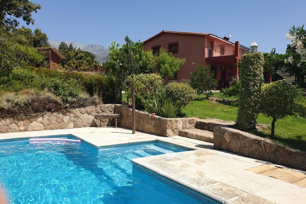 Casa Rural Las Traviesas 2 Candeleda Luaran gambar